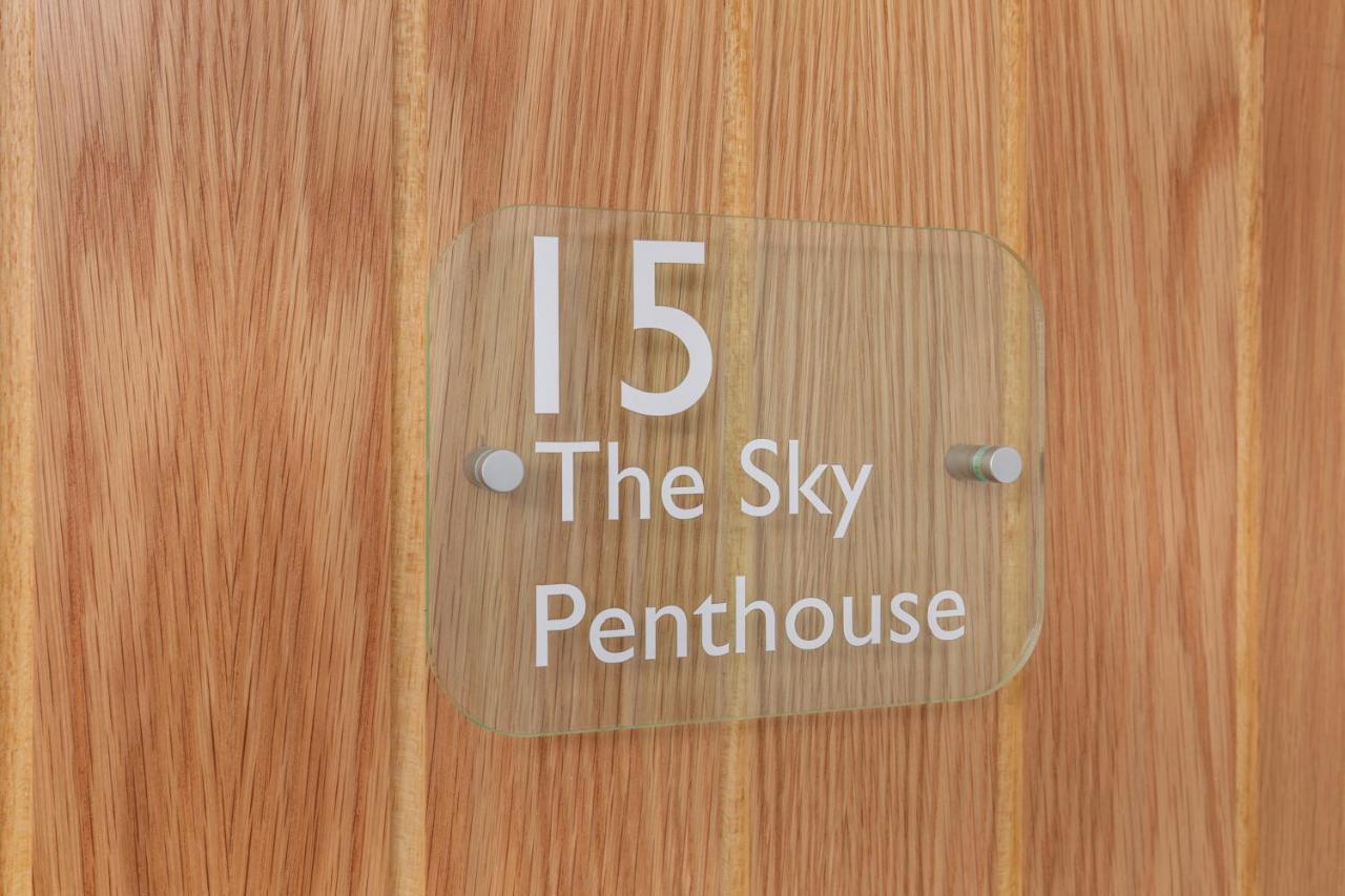 ウィンチェスターThe Sky Penthouseアパートメント エクステリア 写真
